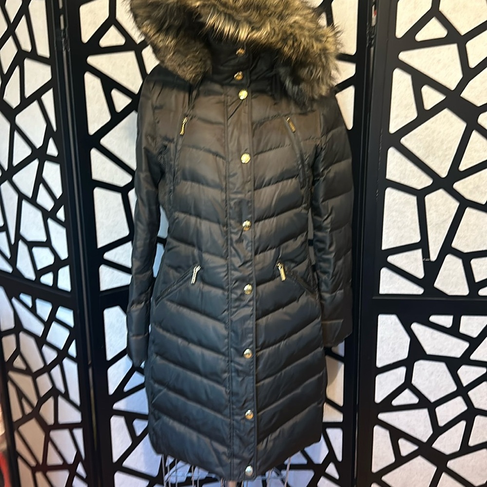 Michael Kors  Puffer Coat Faux Fur Hood Long Parka Jacket  Size Medium